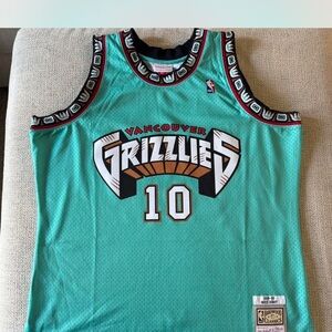 Mitchell & Ness #10 Mike Bibby Teal Vancouver Grizzlies Jersey